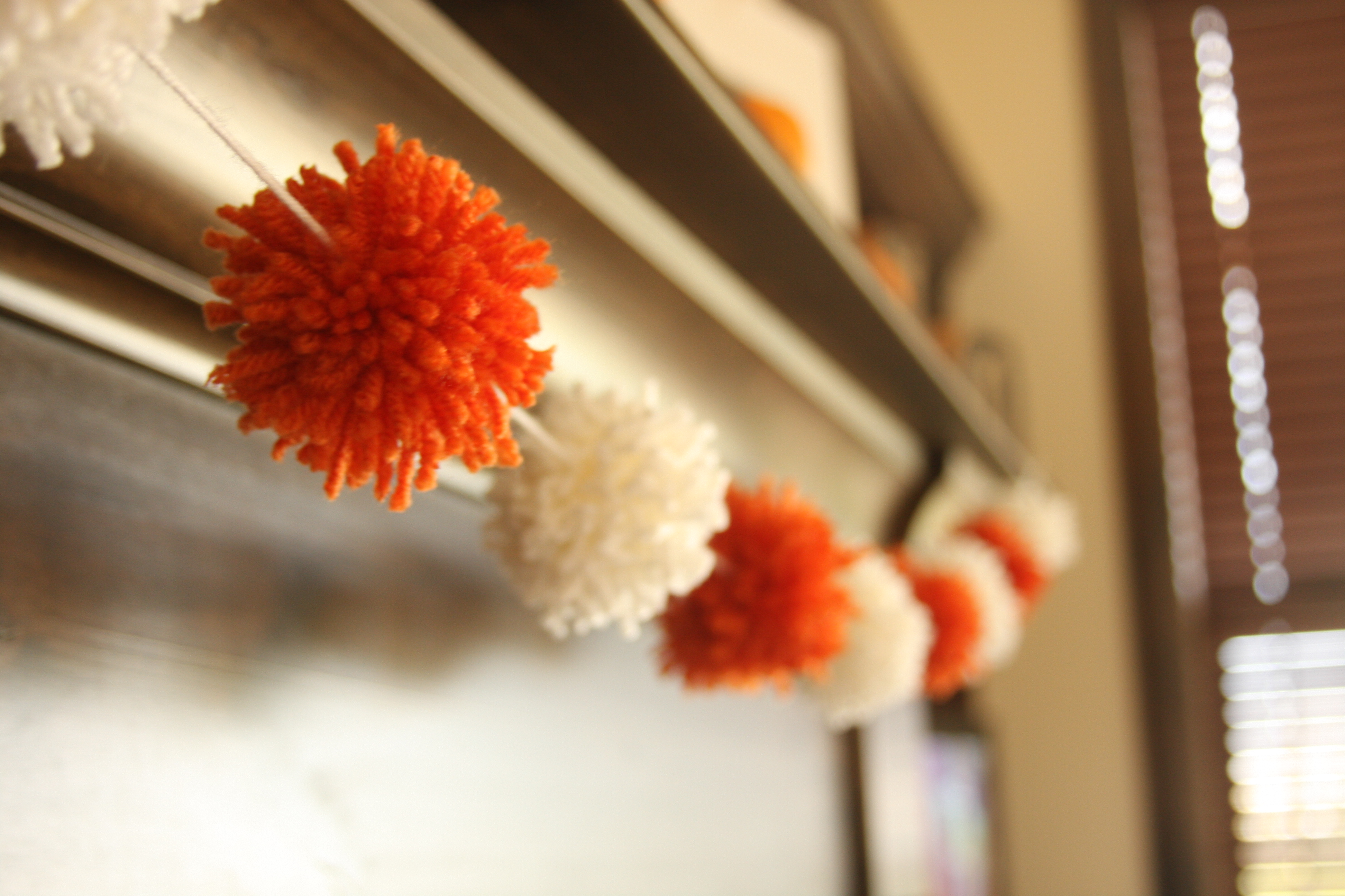 How To: Pom Pom Garland